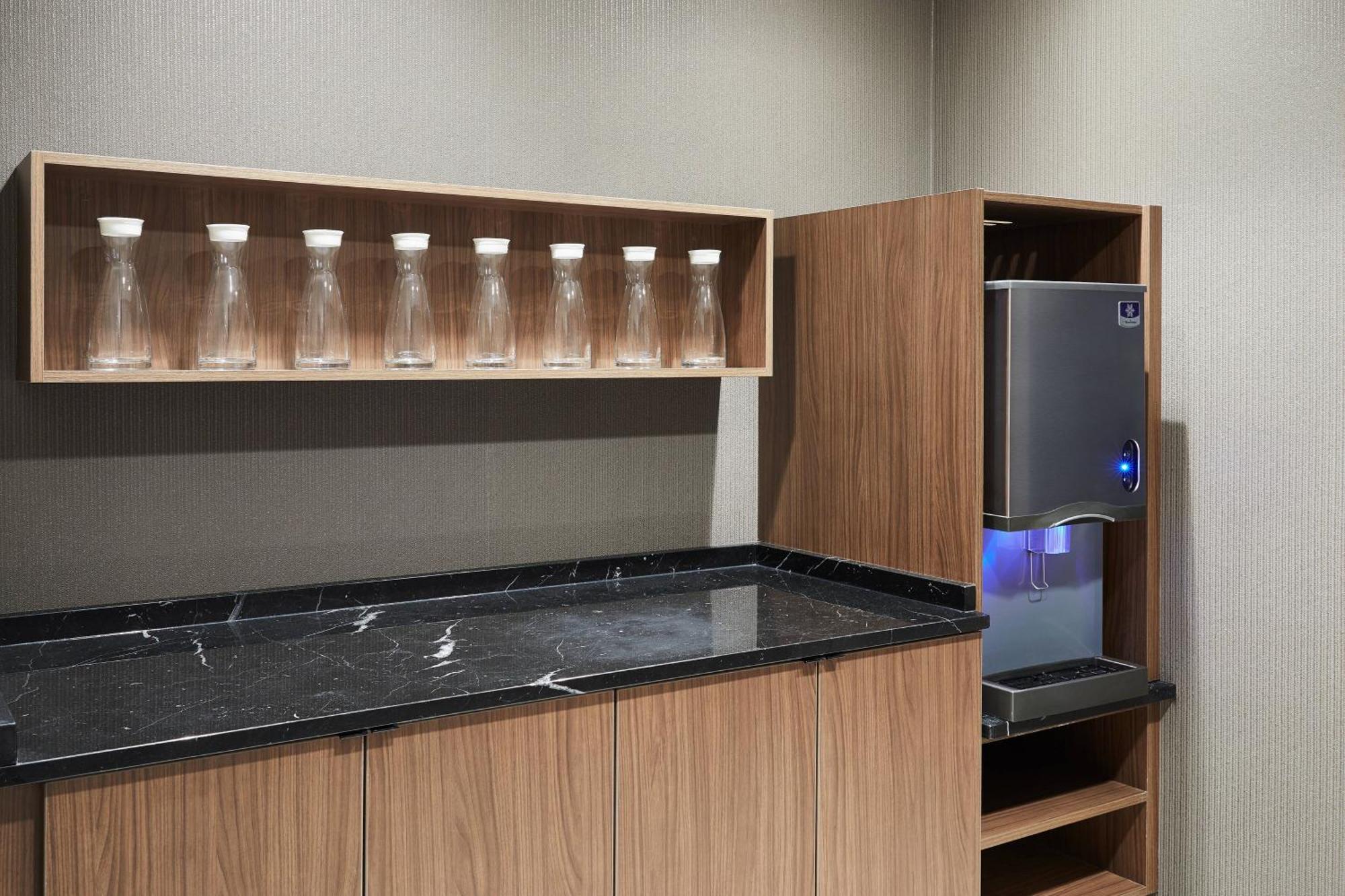 Ac Hotel By Marriott Minneapolis West End Saint Louis Park Bagian luar foto